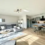 Bella - Mit Waschmaschine, Fahrstuhl Und Carport In Ruhiger Altstadtlage Von 발렌슈테트