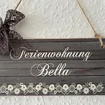 Bella - Mit Waschmaschine, Fahrstuhl Und Carport In Ruhiger Altstadtlage Von 아파트 *