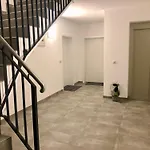 아파트 Bella - Mit Waschmaschine, Fahrstuhl Und Carport In Ruhiger Altstadtlage Von *