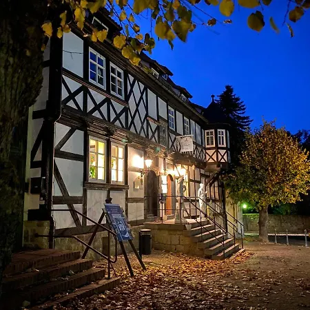 Bella - Mit Waschmaschine, Fahrstuhl Und Carport In Ruhiger Altstadtlage Von شقة *