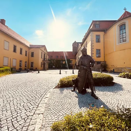 شقة Bella - Mit Waschmaschine, Fahrstuhl Und Carport In Ruhiger Altstadtlage Von بالنشتيت
