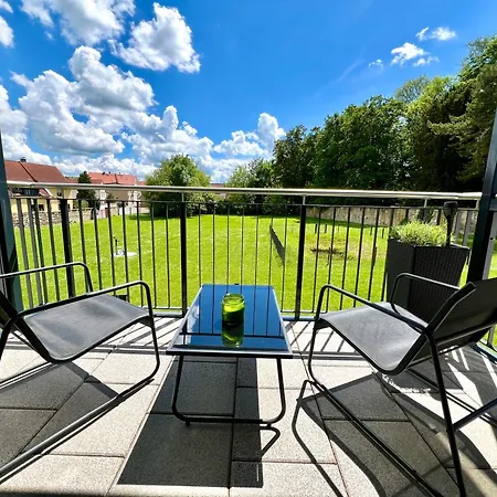 شقة Bella - Mit Waschmaschine, Fahrstuhl Und Carport In Ruhiger Altstadtlage Von *