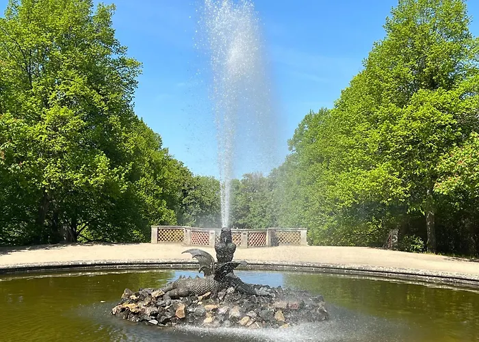 Bella - Mit Waschmaschine, Fahrstuhl Und Carport In Ruhiger Altstadtlage Von Appartement *