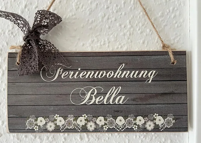 Bella - Mit Waschmaschine, Fahrstuhl Und Carport In Ruhiger Altstadtlage Von アパート *