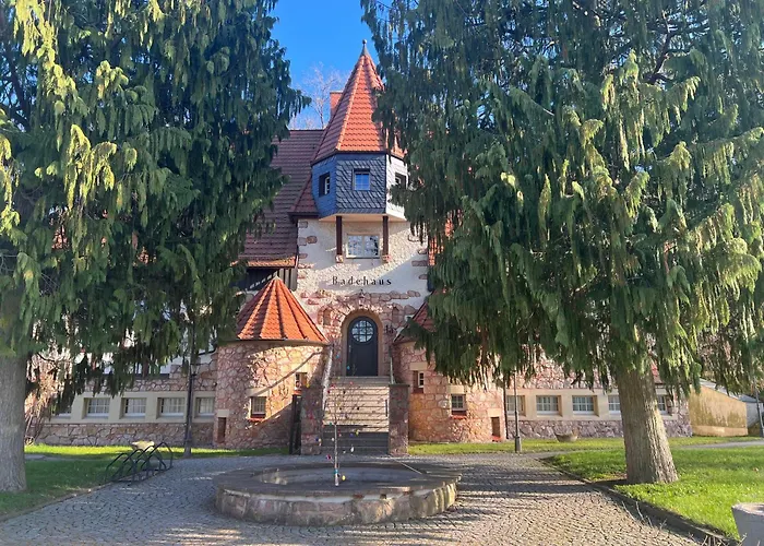 Bella - Mit Waschmaschine, Fahrstuhl Und Carport In Ruhiger Altstadtlage Von アパート バレンシュテット